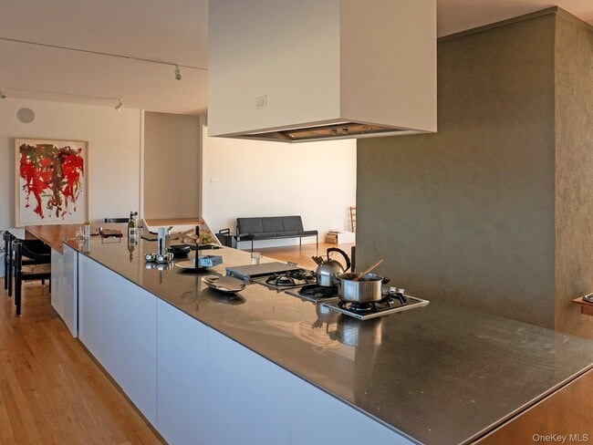 Foto del edificio - 387 Tishauser Rd