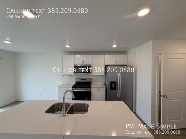 Building Photo - 1356 S Windy Rdg Dr