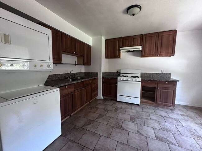 Foto del edificio - 440-444 Harding Ave