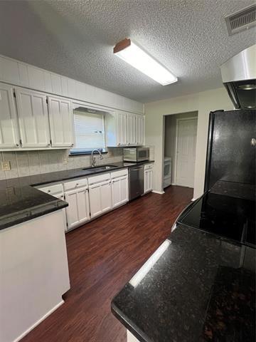 Foto del edificio - 5924 Birchhill Rd