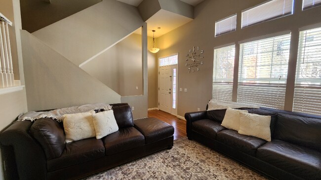 Building Photo - 1493 Red Peak Dr