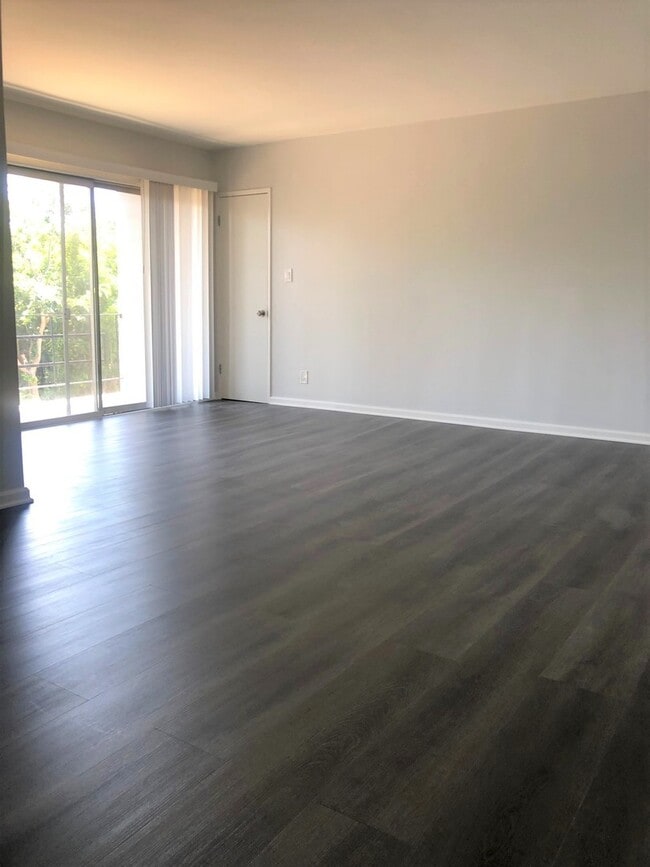 Foto del interior - 1017 N Spaulding Ave