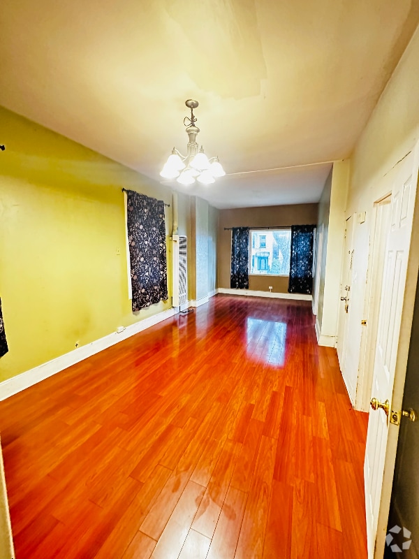 Building Photo - 1531 N Talman Ave