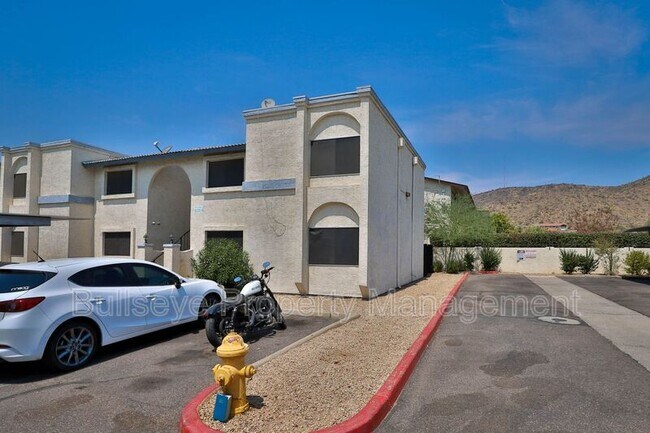 Foto del edificio - 1540 W Mercer Ln