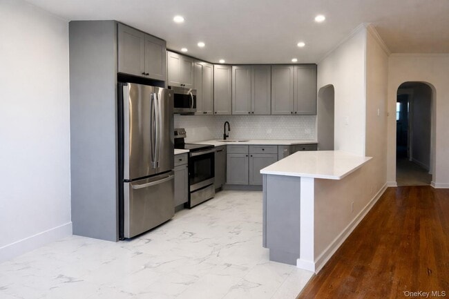 Building Photo - 19-16 150th St