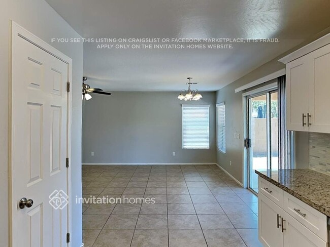 Building Photo - 41256 W Little Dr
