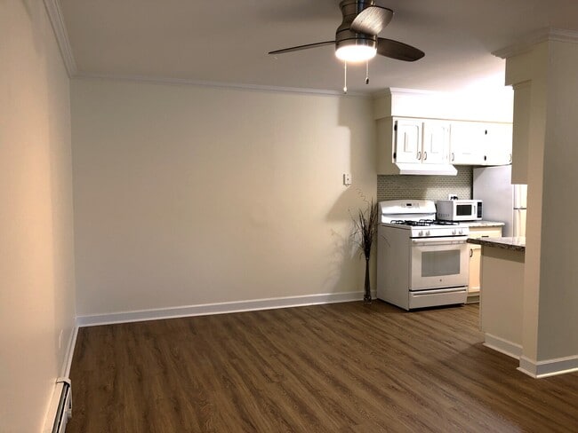 Foto del edificio - 1188 Royal Glen Dr
