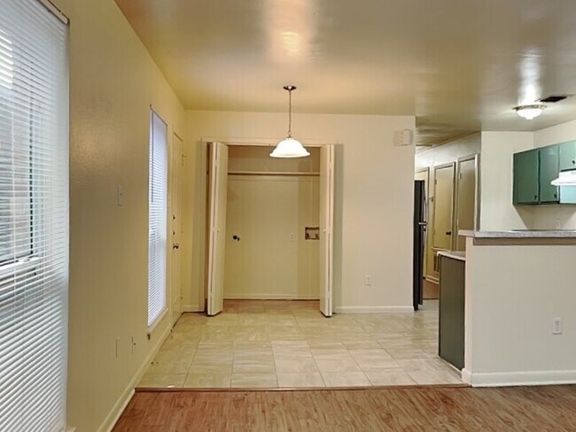 Photo - 2955 Loving Ave Apartment
