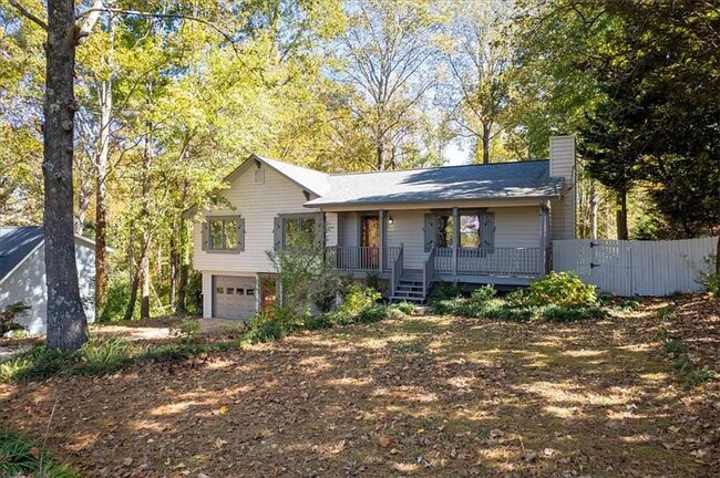 Building Photo - 7182 Vaughn Rd