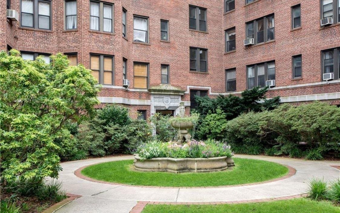 11 Alden Rd Unit 3D, Larchmont, NY 10538 Condo for Rent in Larchmont