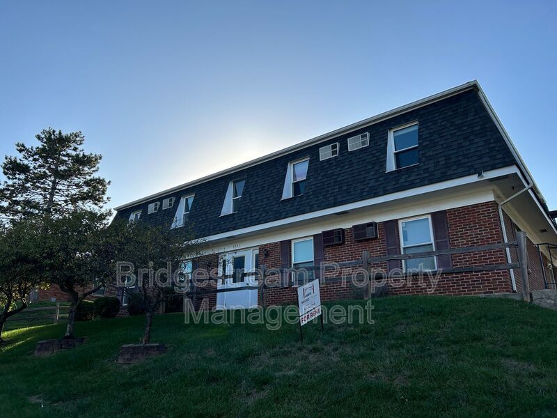 Foto principal - 1431 Minstrel Dr