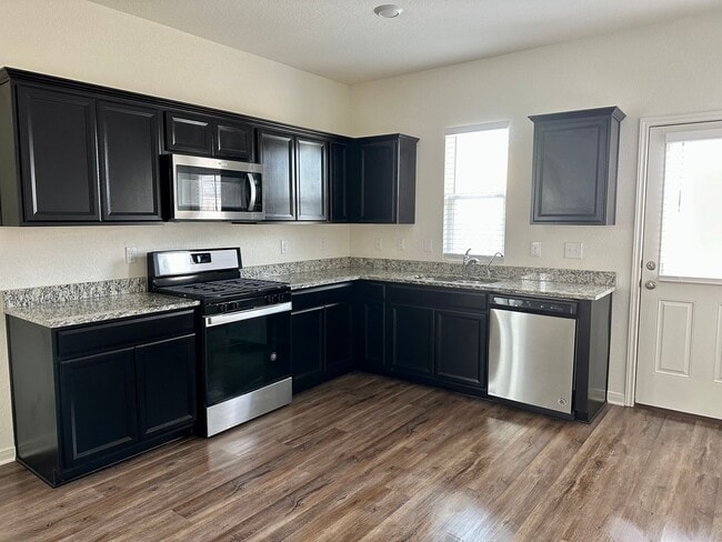 Building Photo - Open concept ranch