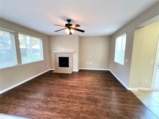 Building Photo - 1230 Barnhill Ln