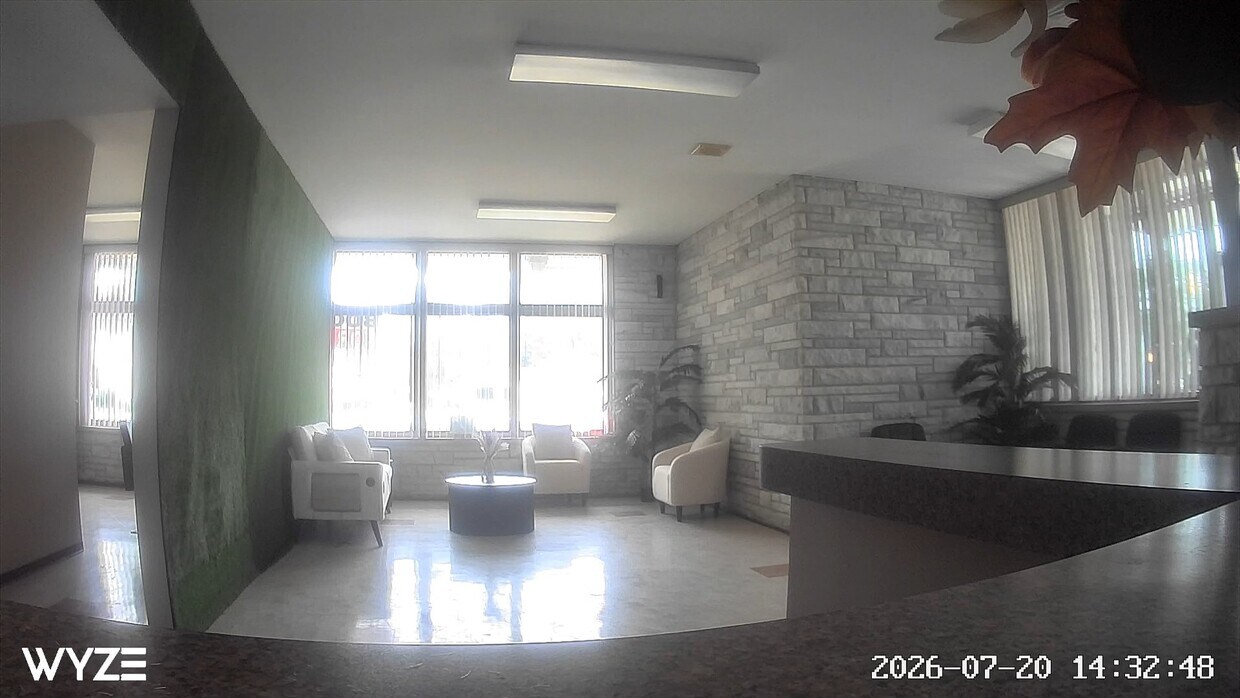 Foto del edificio - 513 Ridge Rd