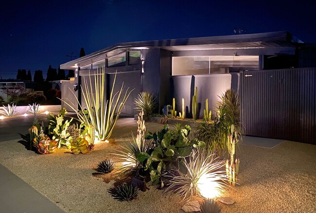 Foto del edificio - 657 Edna Way