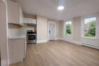 Building Photo - 155 S Main St