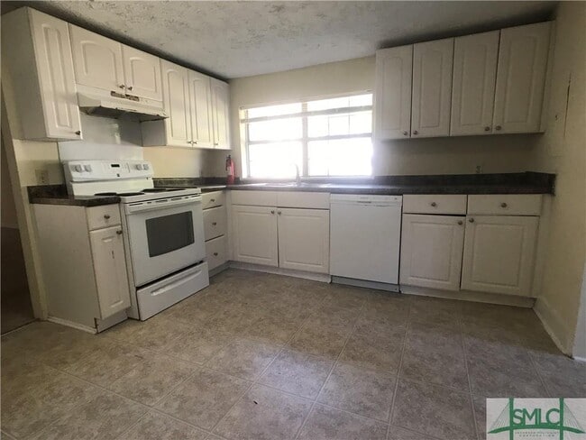 Building Photo - 5632 GA-21