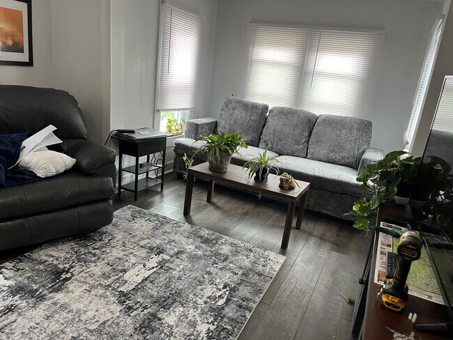 Foto del edificio - 127 Jefferson St