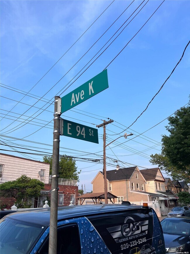 Foto del edificio - 9318 Avenue K