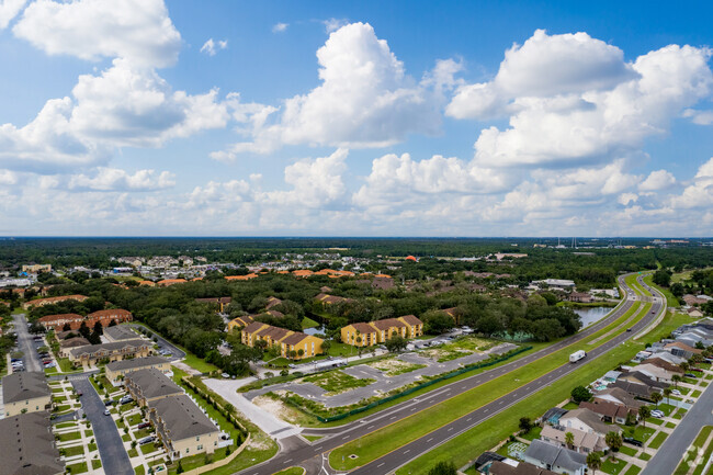 Aerial Photo - Images Condominiums