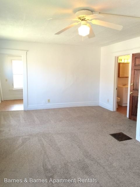 Foto del edificio - 216 N Hamilton St