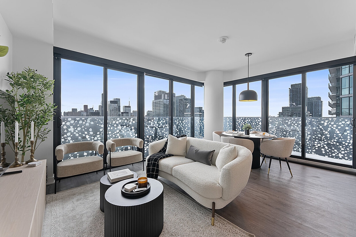 Primary Photo - 55 Charles St E