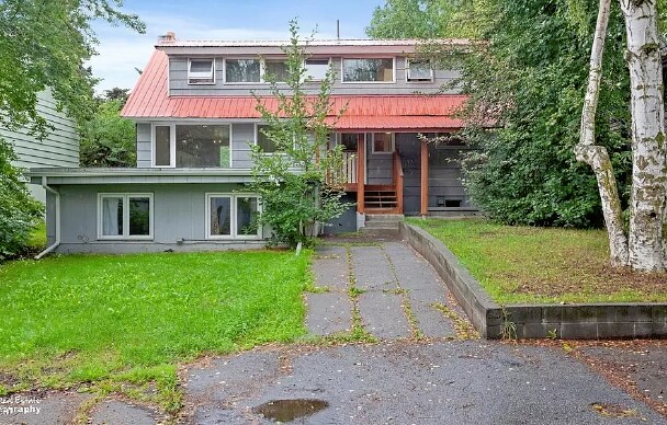 Parte trasera de la propiedad/entrada - 1521 G St