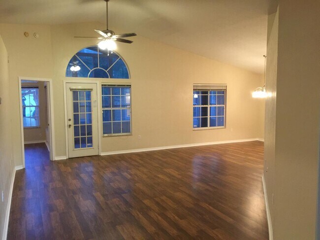 Living Room - 1041 NW 122nd Ter