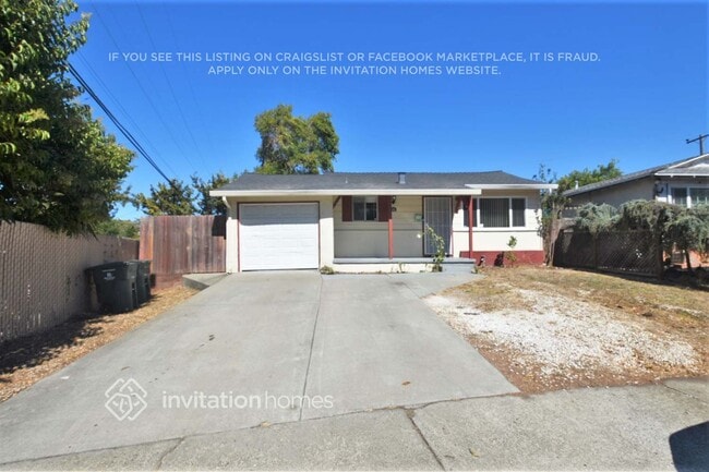 Building Photo - 452 Ladera Dr