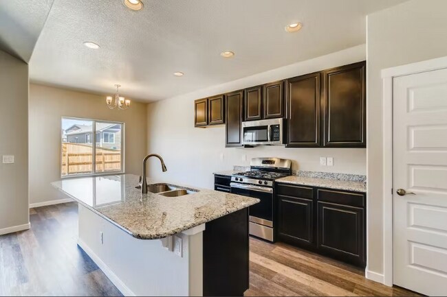 Foto del edificio - 2980 Hydra Dr