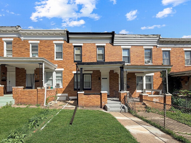 Photo - 2915 Kirk Ave Townhome