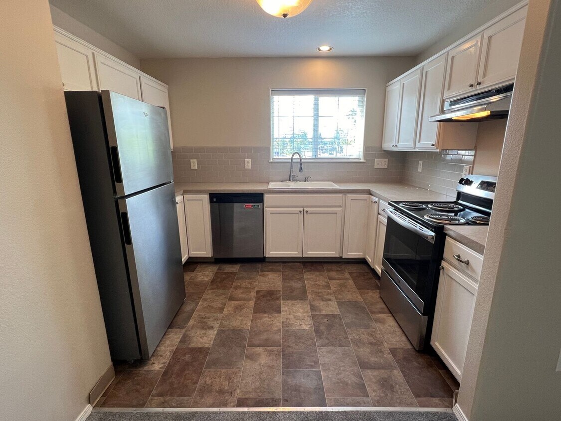 Foto principal - 10934 NE Weidler St