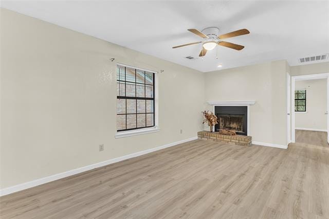 Foto del edificio - 211 W Trinity St