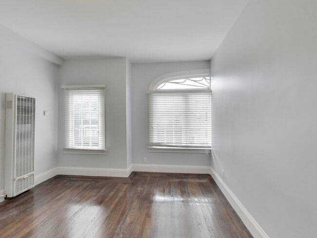 Building Photo - 234 17th Ave