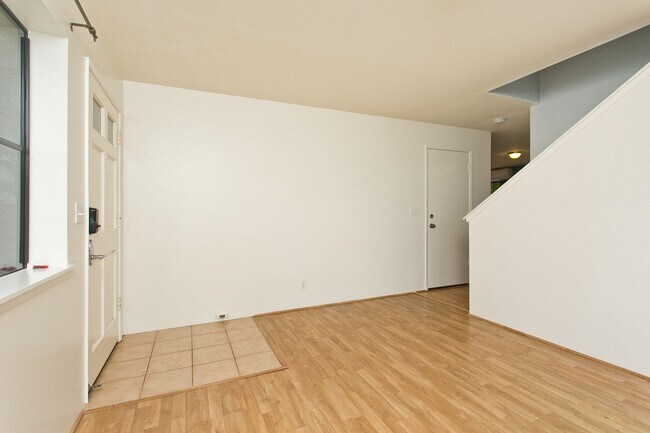 Foto del edificio - Mililani Mauka - 4 Bedroom, 2 1/2 Bathroom...