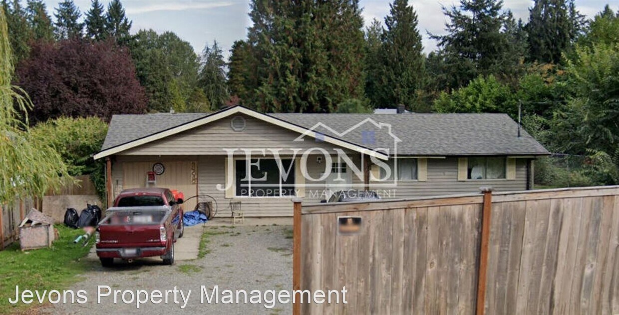 Building Photo - 3 br, 1 bath House - 34012 Peasley Canyon ...