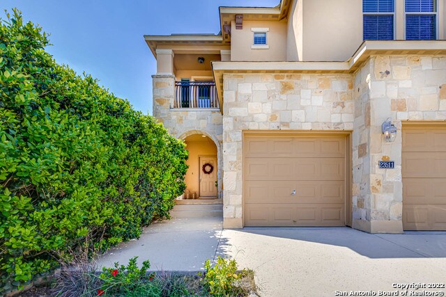 Foto del edificio - 23511 Woodlawn Ridge