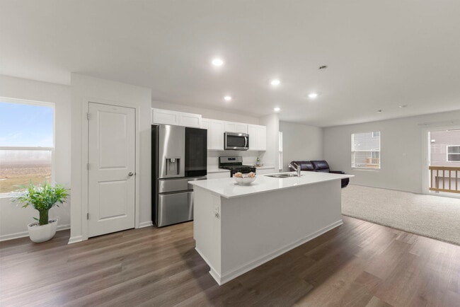 Foto del edificio - 1561 Sequoia Wy