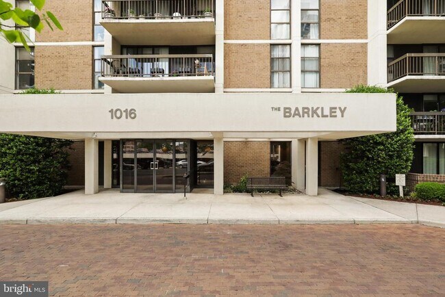 Foto del edificio - 1016 S Wayne St
