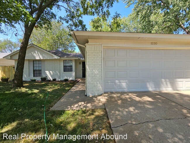 Building Photo - 3 br, 2 bath House - 1220 W Los Angeles Ci...