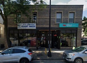 Building Photo - 2526 Central Ave NE