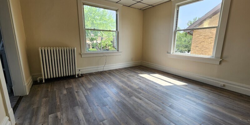 Primary Photo - Leasure Ave FourPlex