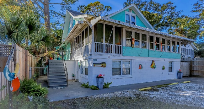 Foto del edificio - 1113 Lovell Ave