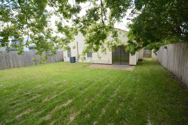 Building Photo - 1715 Delaney St