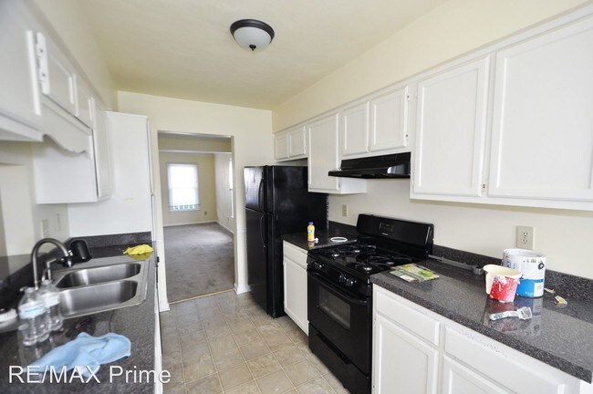 Building Photo - 3 br, 2.5 bath House - 1657 Mantane Arch