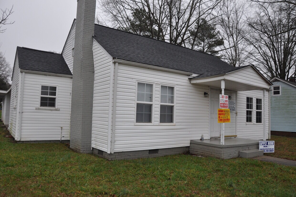 Primary Photo - 203 Arey Ave