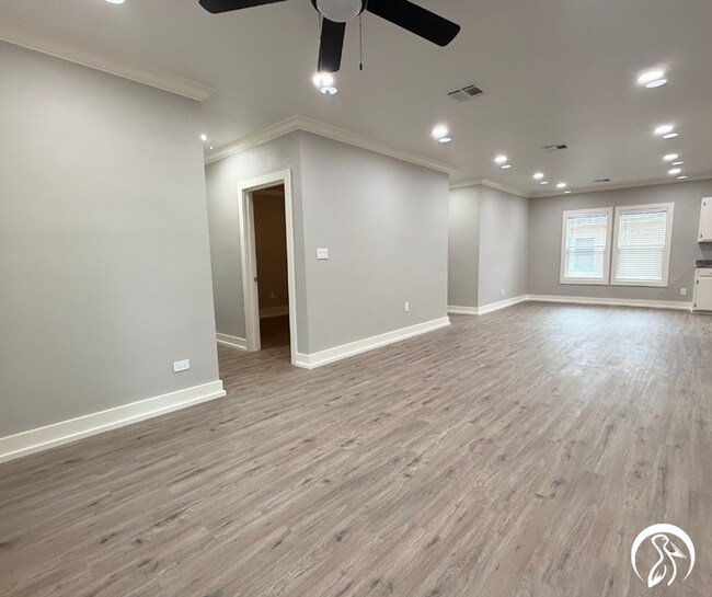 Foto del edificio - 207 Coleman Ave