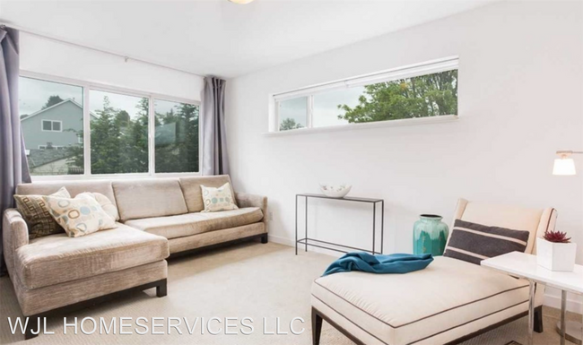 Foto del edificio - 4 br, 2.5 bath House - 5930 21st Ave S