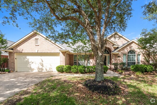 Building Photo - 1110 Bringewood Chase Dr