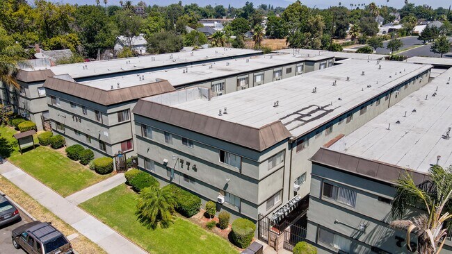 Foto del edificio - Gordon Manor